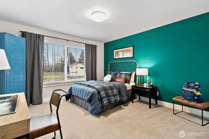 Photos of a 2703 Model Home at another community. Details will vary