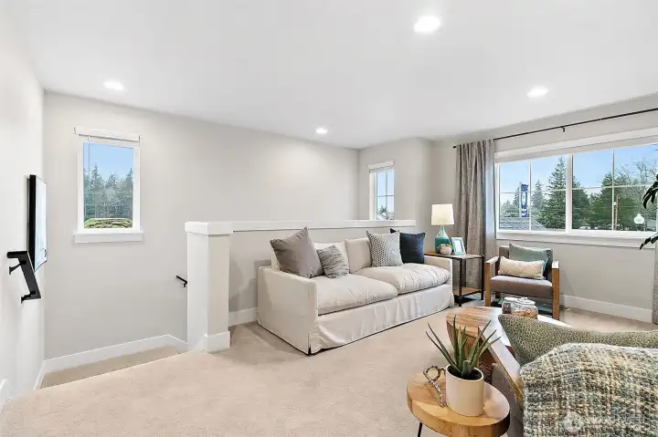 Photos of a 2703 Model Home at another community. Details will vary