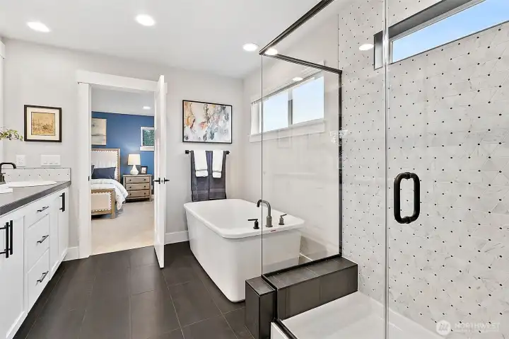 Photos of a 2703 Model Home at another community. Details will vary