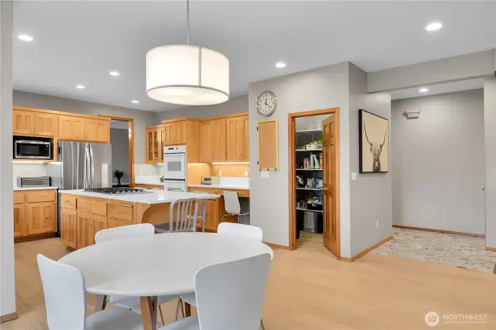 Eating area off open concept kitchen