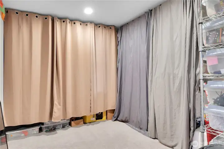 Extra room at back of bonus room