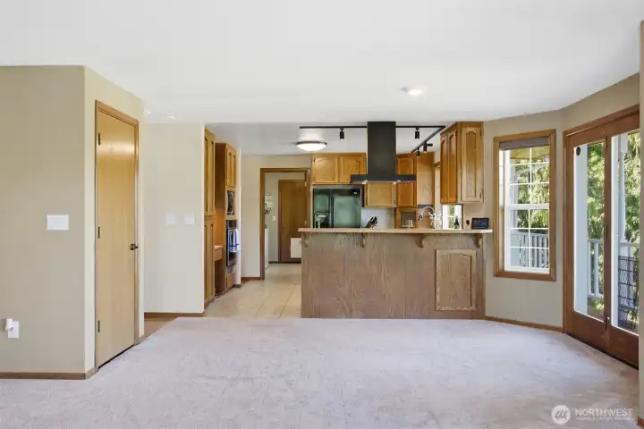 Kitchen with built in bar seating