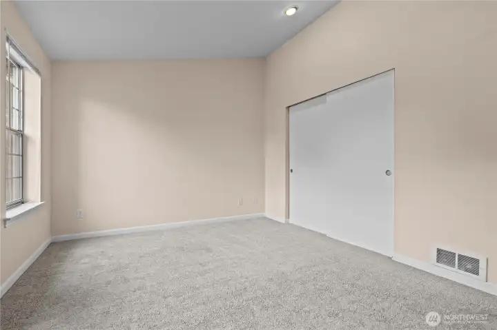 Second primary bedroom