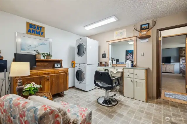 Laundry Room / Barber Shop