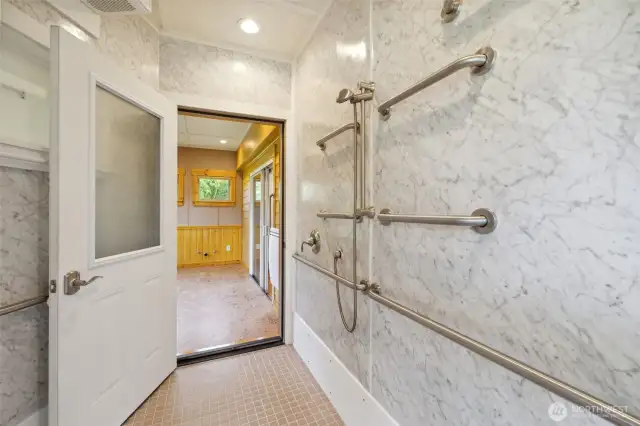 Main House Wet Room