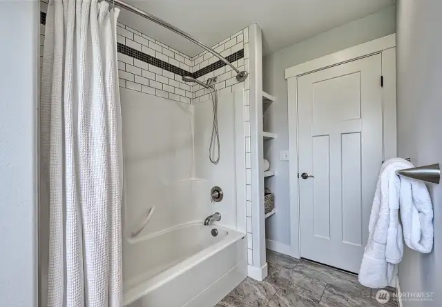 Second full bathroom upstairs.