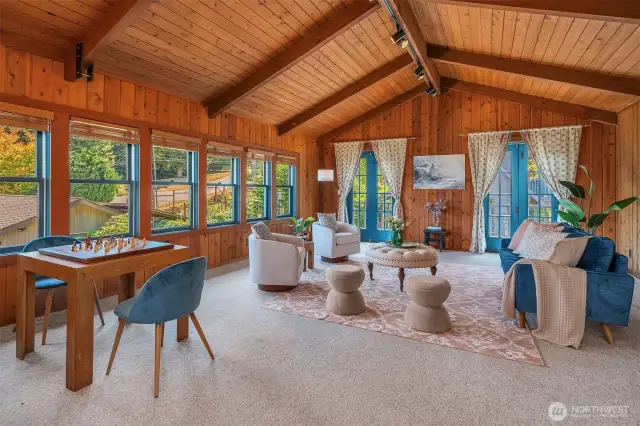 Upper bonus room