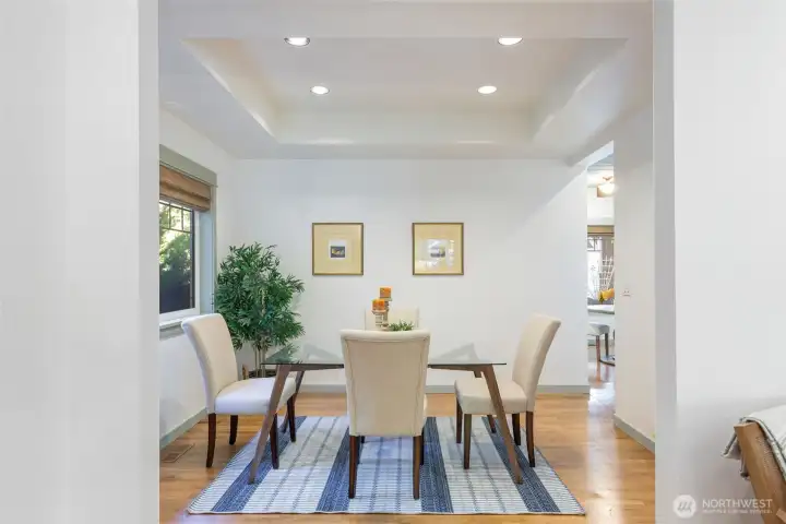 Convenient flow from dining room to kitchen makes entertaining a breeze! Gatherings are made easy for hosting and fun for family and friends!