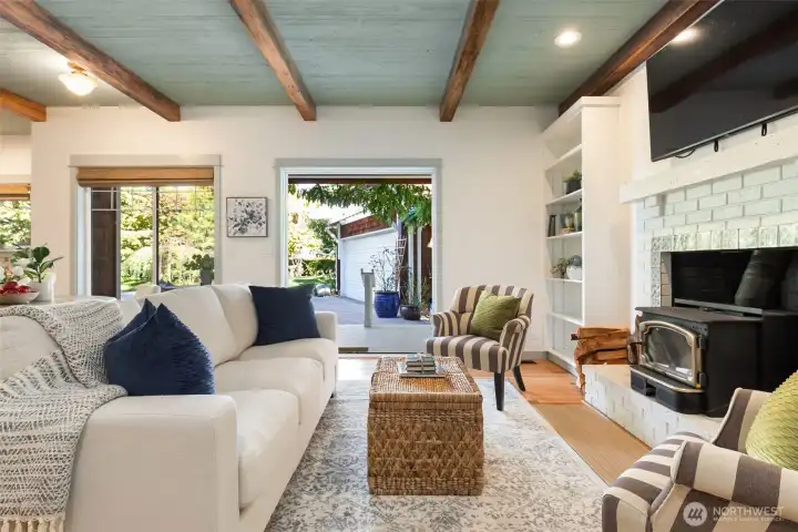 Everyone loves good, uncluttered space to read, enjoy a fire and cozy-up for an afternoon nap, this space captures the warmth of being home and the magic of loving every minute of it!