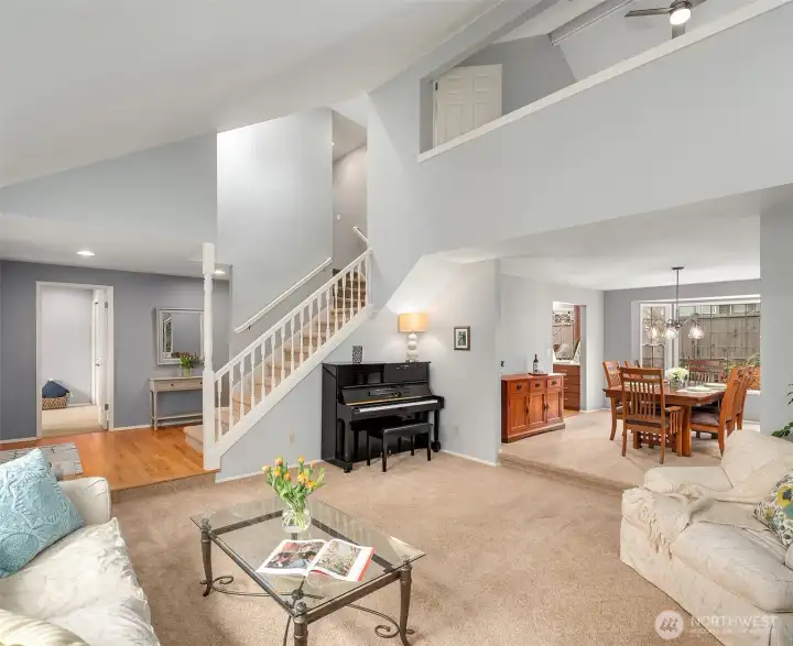 Note the large loft/bonus room over the dining room