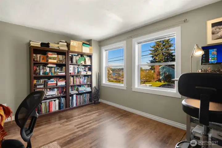 This large bedroom has beautiful Lake WA views.