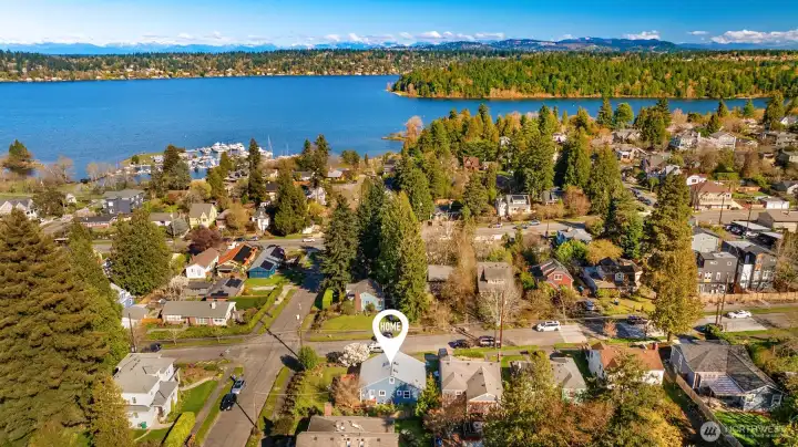 Lake Washington is a few blocks away! The beach has so much outdoor fun to offer or stroll around the Seward Park walking path.
