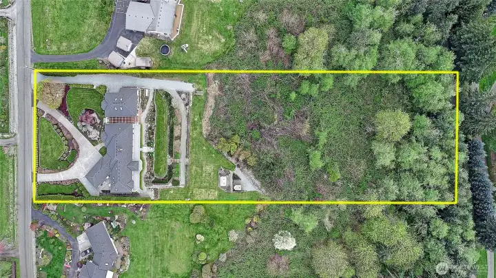 What distinguishes this parcel is not merely its size, but its offering of continuity - a rare promise that the view you arrive for is the view that remains, uninterrupted and uncompromised. Welcome!