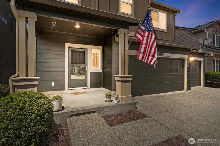 Freshly painted exterior paint makes this home shine!