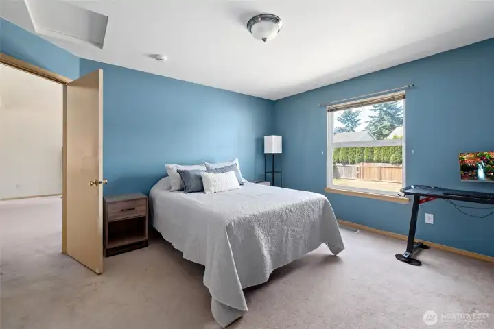 Large Primary Bedroom Large Primary Bedroom
