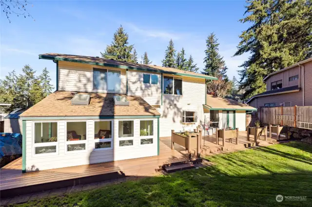 Welcome to this beautifully maintained West Campus home! Backyard with Trex Deck, planters and natural gas line for BBQ hookup!