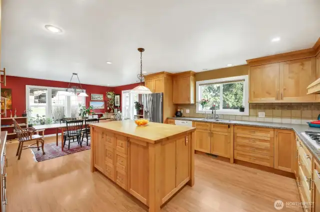All of the appliances stay.