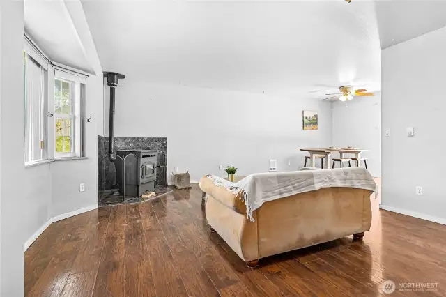 Neutral paint and new flooring.