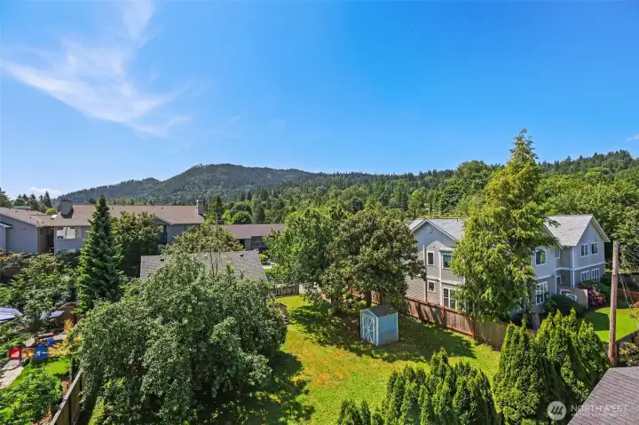 Views from the 3rd floor of the Issaquah Alps are fantastic.