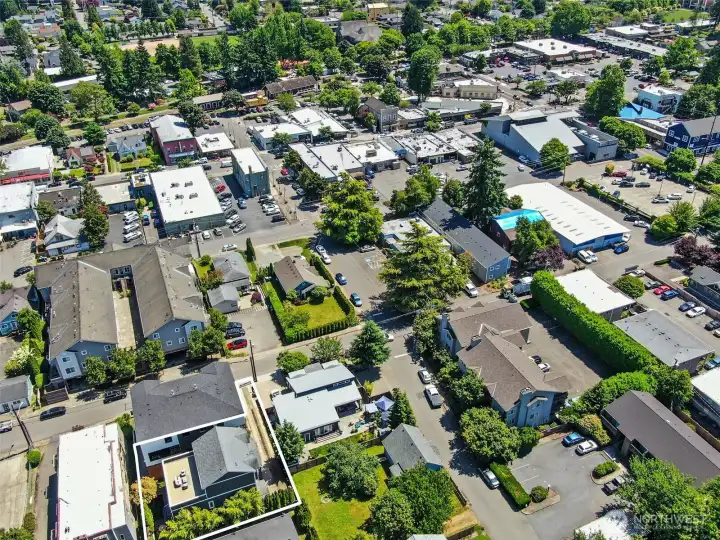 All the excitement of Front Street is just 1 block away along with aweosme neighborhood parks offering large grass fields, play toys, and trails to explore by the creek.