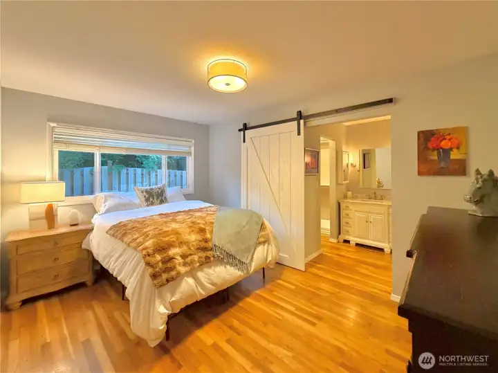 Primary suite