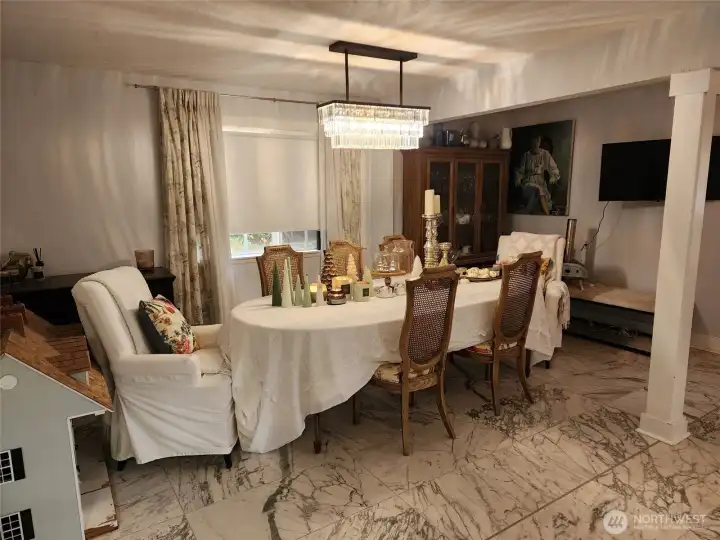 Formal dining room
