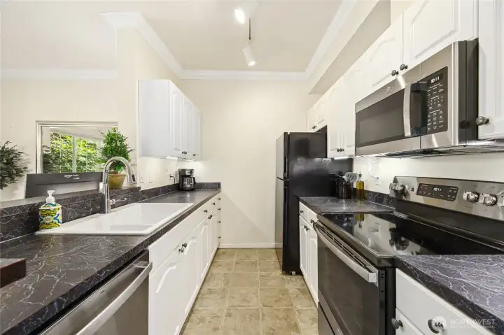 Kitchen with ample counter and cabinet space