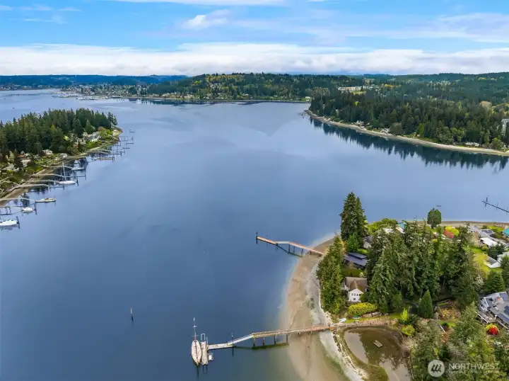 Calm waters surround you, which make it easy to kayak or go out on your SUP.