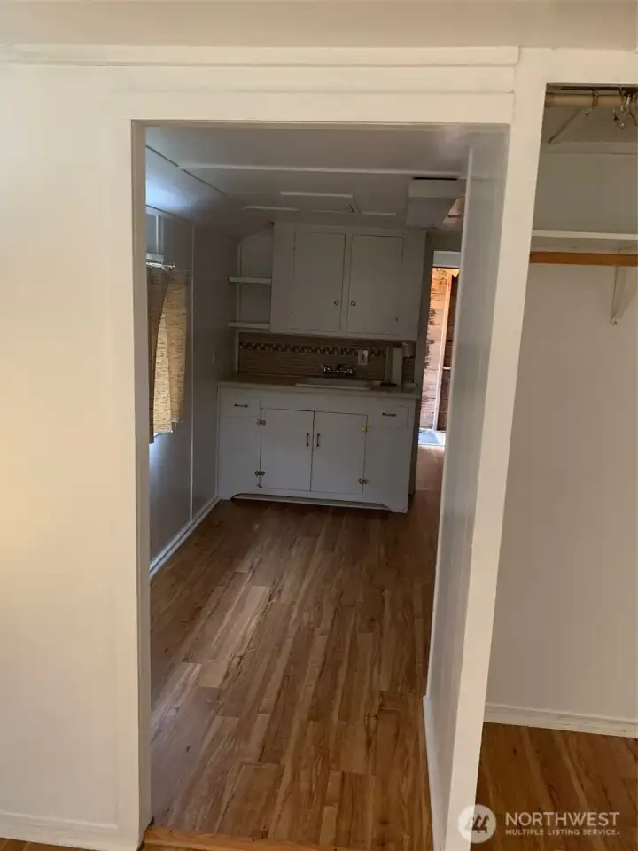 R01 Front Green Home