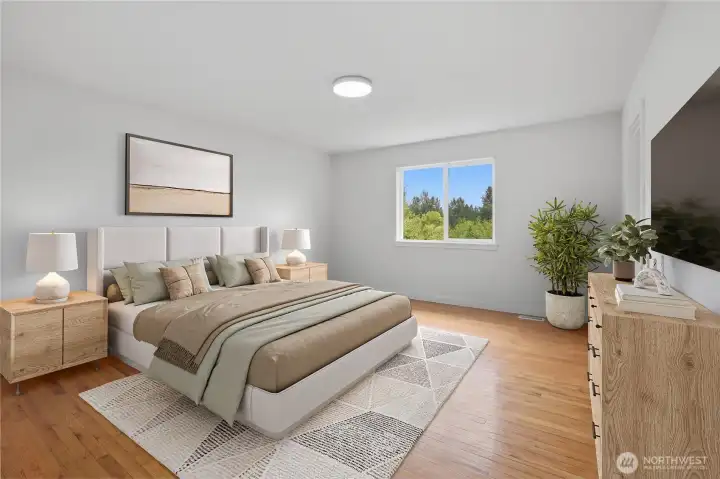 Bedroom 4 w/ walk-in closet - upper level (virtually staged) Bedroom 4 w/ walk-in closet - upper level (virtually staged)