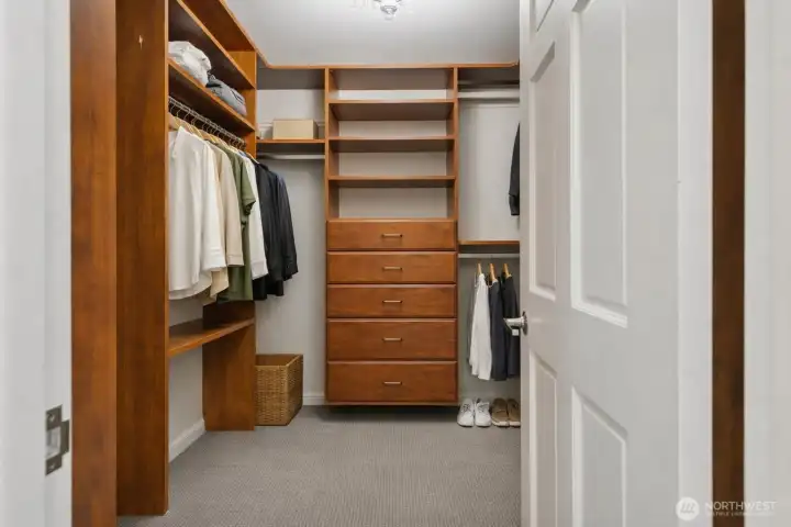 Walk-in closet