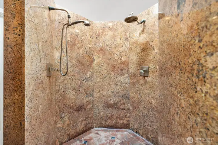 Double walk-in shower