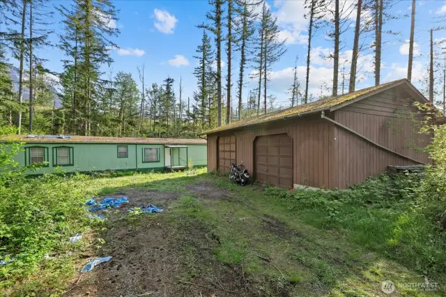 Garage/shop