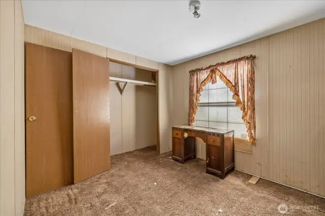 Second bedroom