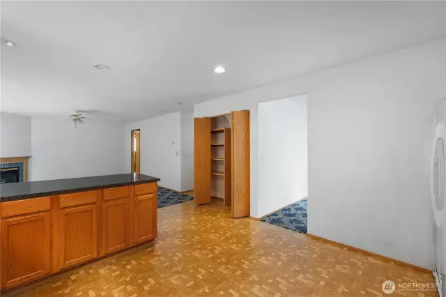 Kitchen / Family room