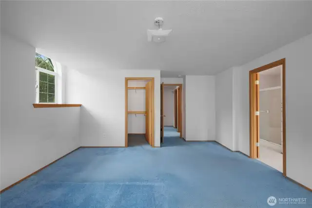 Spacious primary bedroom