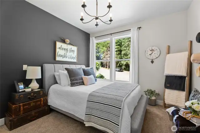2nd bedroom