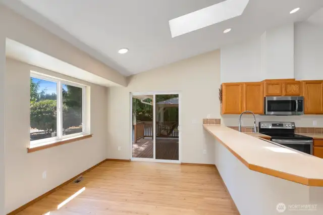 Nice size dining area.