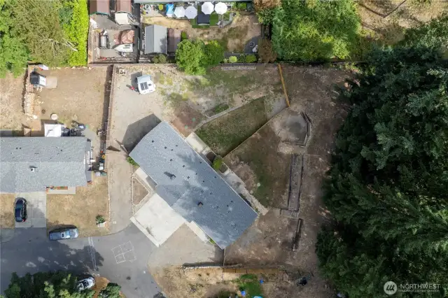 New Roof Installed, Huge Lot, Fully Fenced