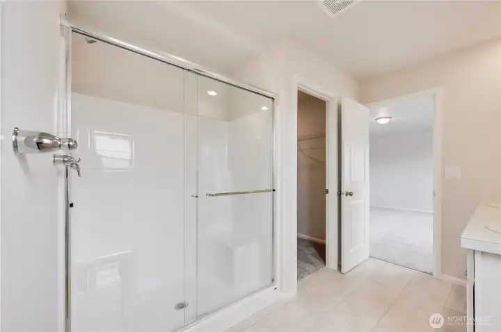 Primary Suite Bathroom