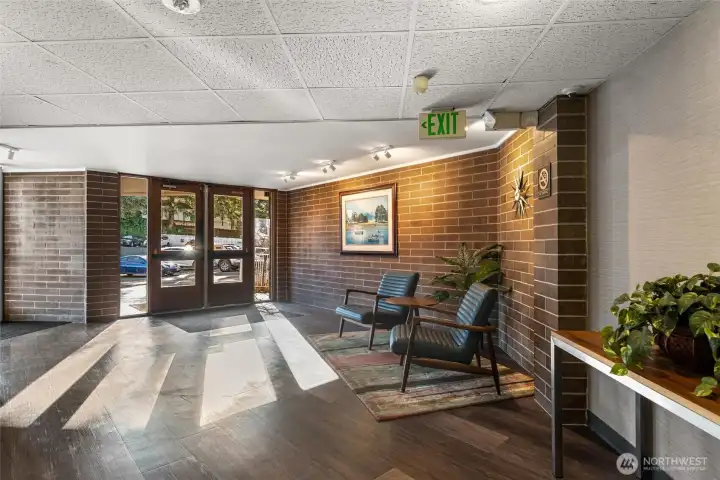 A welcoming, secure lobby sets the tone at Spinnaker Bay Condominiums, offering a comfortable arrival experience for residents and guests.