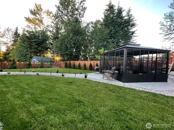 Look at that back yard!