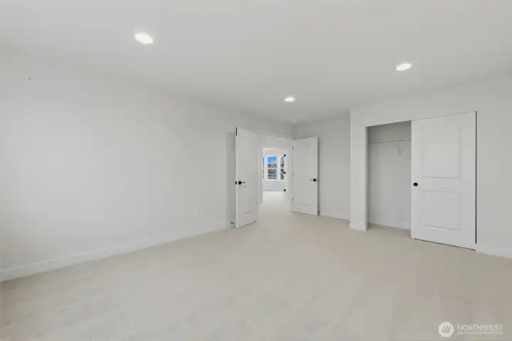 Bonus room with closet