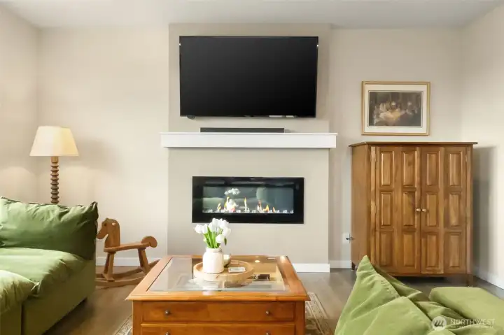 SMART TV new 2024 can stay with the home