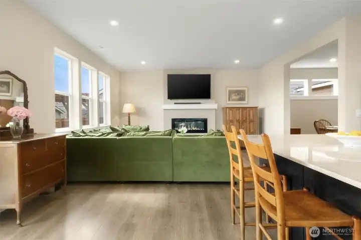 Lots of room!  Extra Kitchen Eating space or play area