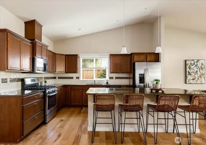 All kitchen appliances stay - new dishwasher (April 2026)