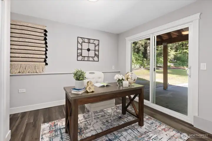 Office or Bedroom with Closet Space