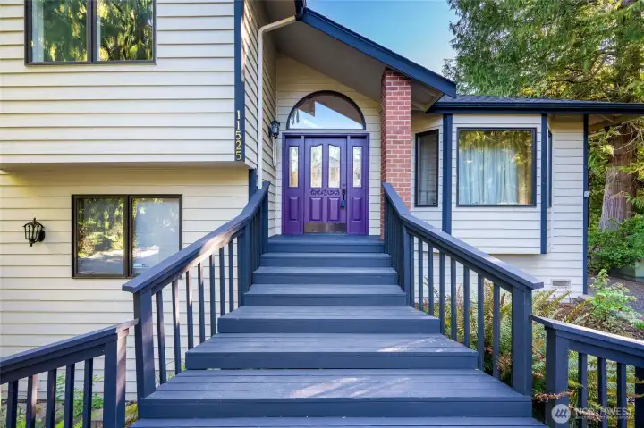Welcome home! Welcome home!