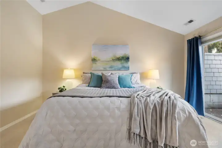 Spacious Primary with sliding doors to the Courtyard. Spacious Primary with sliding doors to the Courtyard.