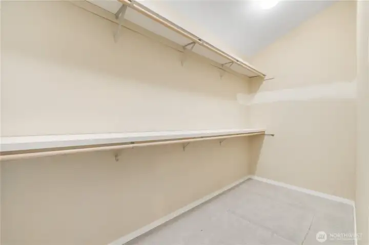Oversized walk in closet will keep you stylish! Oversized walk in closet will keep you stylish!